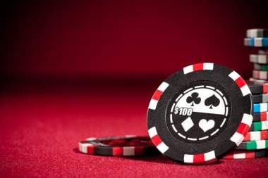 nusaplay Crash game interface showing multiplier curve and cash-out mechanics
